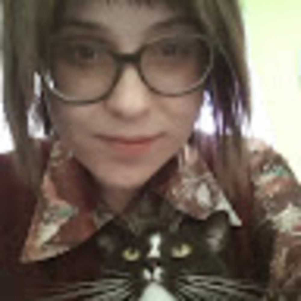 GiRLS LiKE CATS AND MONEY